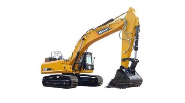 Track Excavator 110,000–120,000 lbs