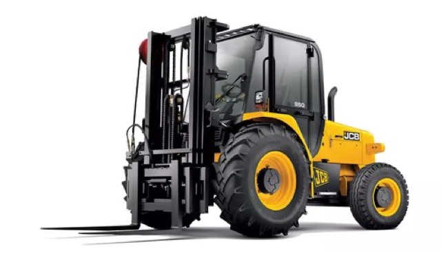 Rough Terrain Fork lift 8,000 lbs, Diesel (CASE 588H)